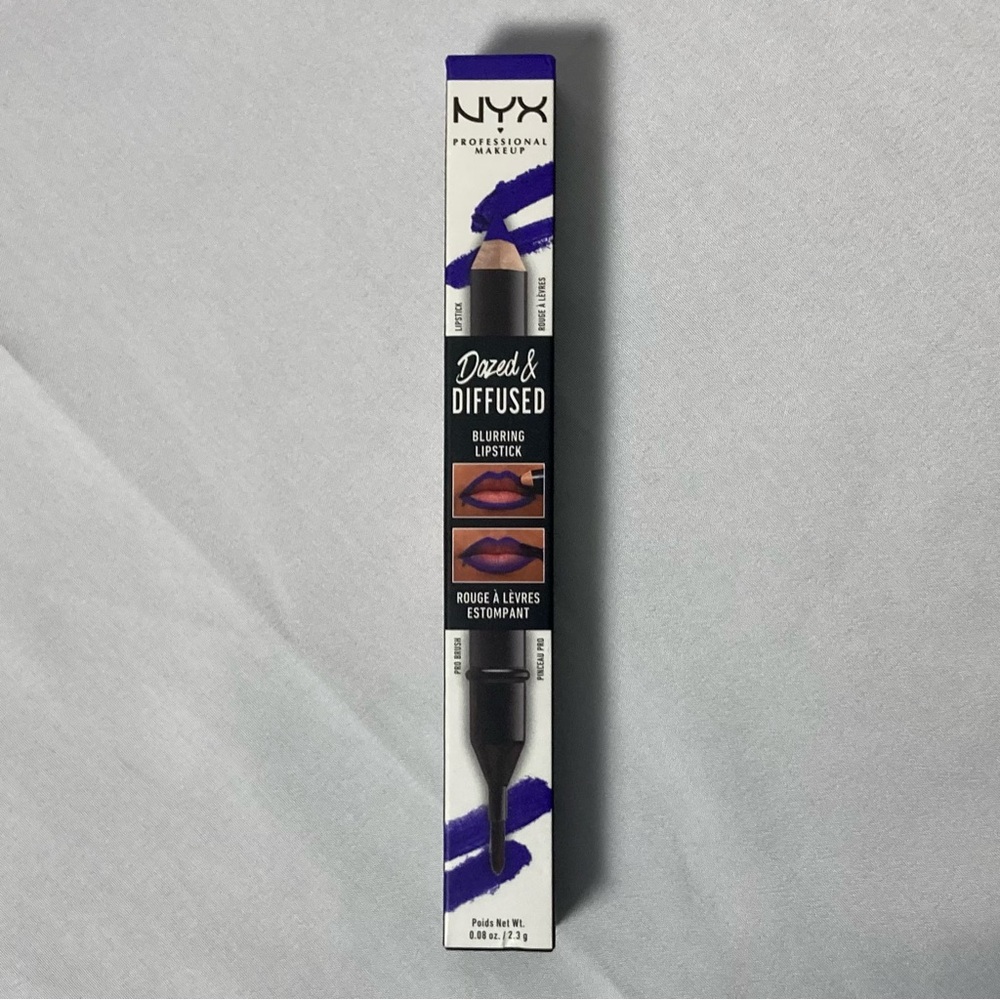 ⭐️ NYX Dazed And Defused Blurring Lipstick Liner DDBL11 Twisted Indigo